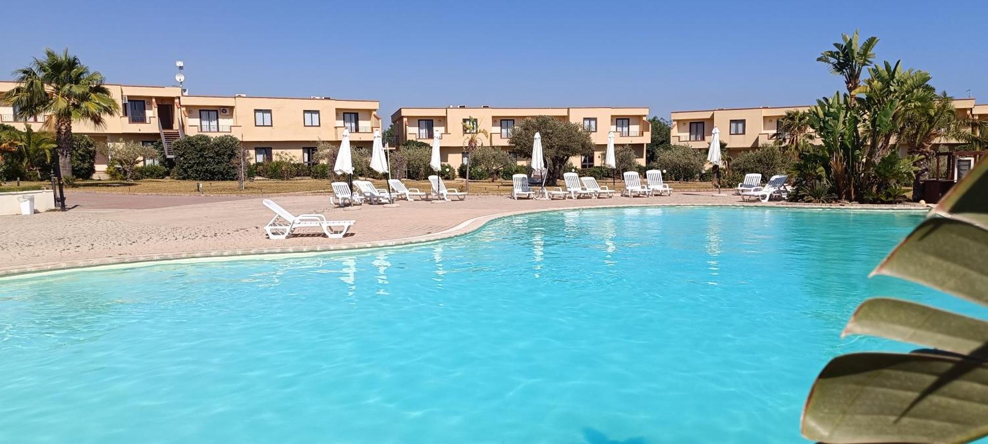 Desusino Residence & Hotel Butera Exterior foto